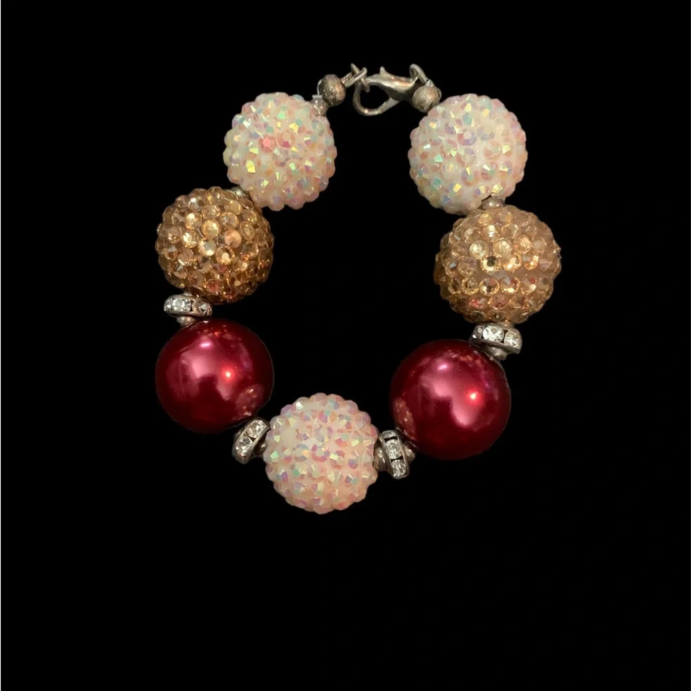 Kids Snowman necklace and bracelet set.